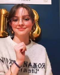 🌈𝐈𝐬𝐚𝐛𝐞𝐥 𝐚𝐧𝐝 𝐡𝐞𝐫 𝐬𝐰𝐞𝐞𝐭 𝐬𝐦𝐢𝐥𝐞 &𝟑🧸💭 〔If you feel  tired☕, just look at Isabel's sweet smile. I've tried it, that could treat  everything.☺️💕〕 #isabelmyers #isabelfanpage #isabelmyersfans #emmameyers  #emmafanpage #emmafan （If ...