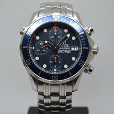 The seamaster was worn in the james bond movie franchise since 1995 (bond wore rolex submariners in the prior films). Omega Seamaster 2599 80 00 Von 1 910