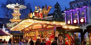 Fribourg est aussi visitée par des personnes intéressées dans les politiques énergétiques et de développement renouvelables en raison du succès qu'ils ont obtenus dans la ville. Foret Noire Balades Dans Les Marches De Noel