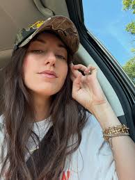 I Ain't Got Much 1200 square feet microwave don't work and the hardwood  floors creak Location isn't great, we could use more space, and the lawn's  more weeds than grass Our couch