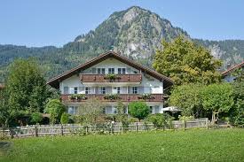 Anfragen buchen +49 8324 7678. Haus Katrin Buchen Pension Gastehaus Bad Hindelang Im Allgau