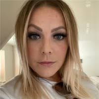 60+ "Lyndsey Wright" profiles