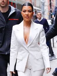 Американская светская львица, фотомодель, актриса, бизнесвумен. Kourtney Kardashian Explains Poosh Her New Wellness Website Vogue