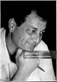 135 Colleen Near Photos & High Res Pictures