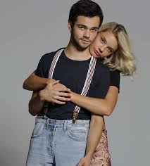Full movie online free on gomovies. Rezumat Oh Ramona Film Cu Distributie Internationala Si Vedete Romanesti Din 14 Februarie 2019