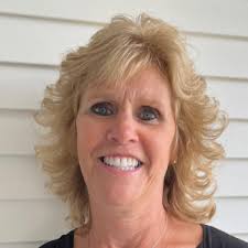 Retired Osage teacher Lori Randall among 6 Iowa educators to receive  Presidential Award for Excellence