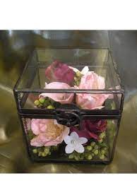From colourful preserved flowers styled in glass domes or liquid bottles to bouquets and gift boxes, there's something for everyone when you shop at les fleurs 22. Preserved Wedding Flowers In A Glass Box Http Www Facebook Com Floralkeepsakesboutique How To Preserve Flowers Freeze Dried Flowers Fresh Flower Delivery