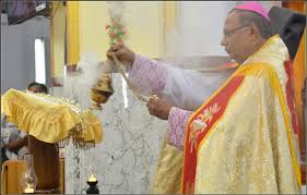 St Francis Xavier Church, Bejai holds evening prayer Word of God Sunday