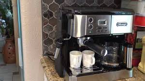 Delonghi tubeless system reduces the amount of coffee powder left inside the grinder to a minimum so only newly ground coffee is used to brew your delonghi thermoblock system for the ideal temperature control of coffee preparation. Delonghi Combination Coffee And Espresso Machine Reviews In 2021