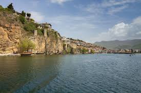 La macédoine du nord est officiellement devenue le 30e membre de l'otan ; Paysage De Lac Ohrid Avec Des Roseaux Struga Macedoine Du Nord Image Stock Image Du Nature Contexte 147052205