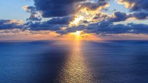 Sie wohnen nicht in strandnähe, sondern lieben das meer? Hd Hintergrundbilder Sonnenuntergang Sonne Horizont Strahlen Meer Wolken Desktop Hintergrund 3d Tapete Ozean Tapete Desktop Hintergrund