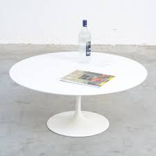 Located in palm springs, ca. Round White Tulip Coffee Table By Eero Saarinen Marked Knoll Int 69435