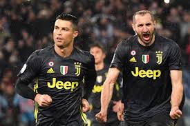 Chiellini mengakui dalam laga tersebut merupakan pertandingan sulit. Forza Juventus Op Twitter Giorgio Chiellini On Ig Live Cristiano Is Well Despite The Knee Problem He Had He Changed His Playing Style Compared To When He Was Young He Rises