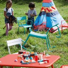 Fermob Mobilier De Jardin Chaise A Bascule Adada Pour Enfants Coquelicot Chaise A Bascule Bascule Mobilier Jardin