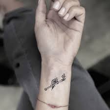 Pin By Aiswarya Sagar On Temporary Tattoos Music Tattoo Designs Shiva Tattoo Design Feather Tattoo Design
