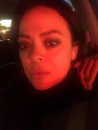 Actualmente la depresión es el problema número uno en el mundo debido a que  dejamos tantas heridas abiertas, que no las queremos cerrar porque nos  encanta vivir en la lástima y en