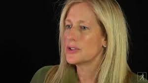 Amazon.com: A Covert Affair: Julia Child and Paul Child in the OSS:  9781439163528: Conant, Jennet: Books