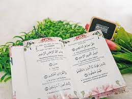 Untuk membaca surat yasin pada malam jumat. Manfaat Membaca Surat Yaasiin Bagi Orang Yang Sudah Meninggal Refiza Souvenir Cantik Elegan Dan Bermanfaat No 1