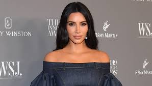 كيم كارداشيان تكشف سبب انتهاء برنامج الواقع الأمريكي Strapless Top Women Fashion