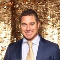 Lisa Tarango's Instagram, Twitter & Facebook