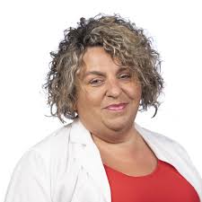 Penny Booth's Instagram, Twitter & Facebook