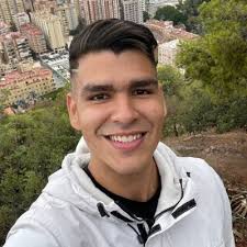 cesar perdomo (@cesare02)