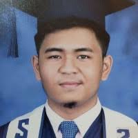 50+ perfiles de «Stephen Lance»