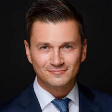 Sascha Schumann's Instagram, Twitter & Facebook