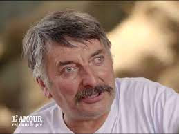 Le principe est simple : Didier De L Amour Est Dans Le Pre 2019 Vierge Ses Copains Tele Star
