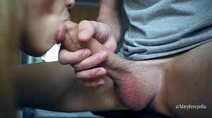 play with cum in mouth 🤤