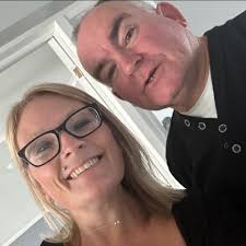 Hi all just trying to sort my child's if and I have misspelt their surname  (autocorrect!) how do I go back it won't let me???😩