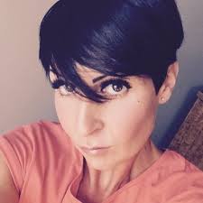 Joanne Warwick (@beeverdome)