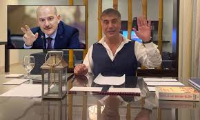 Resmi youtube adresinden i̇çişleri bakanı süleyman soylu'nun kendisi için söylediklerini cevap veren. Soylu Birilerinin Elinde Operasyon Elemani Mafya Pisligi Sedat Peker Korumami Sen Vermedin Mi Tele1