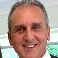 10+ perfiles de «Capuano»