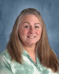 Jennifer Howes's Instagram, Twitter & Facebook