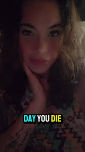 Heather Paolini's Instagram, Twitter & Facebook