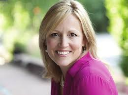 d5a87dccb26f4015726b205f23c8dec7689feb9db29f69afeda96a2bbbc7faf4