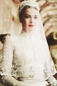 Ich finde diese kleider ja sooo schön, allerdings weiß ich. Grace Kelly Grace Kelly Hochzeit Brautkleid Brautkleid Muster