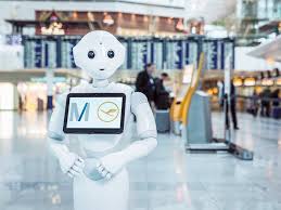 Er soll über vier bewegungsebenen verfügen. Digitalisierung Airports Lufthansa Und Airport Munchen Testen Roboter Pepper Mit Ai Invidis