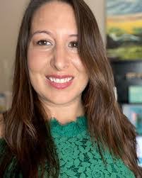 Christie Mares's Instagram, Twitter & Facebook