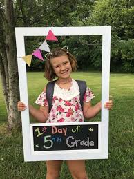You can decorate your photo booth frame with flowers, beads, ribbons and other accessories. Diy Polaroid Photo Booth Frame For Back To School Photos