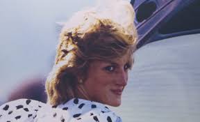 New exhibition allows people to experience private life of Princess Diana