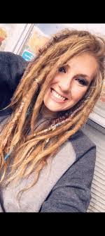 Ashley Honea's Instagram, Twitter & Facebook