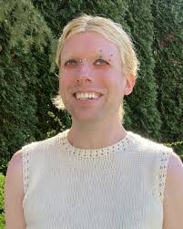 Bronwyn Lawrence's Instagram, Twitter & Facebook