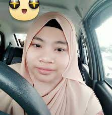 Artist detained for allegedly insulting queen with spotify playlist. Malaysia Hot News Photos Facebook