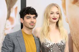 It is an adaptation of a song of ice and fire. Sophie Turner And Joe Jonas Welcome Baby Girl New York Daily News