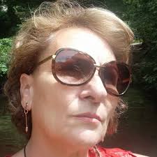 il 22enne residente a Colleferro precipitato dal terzo piano a Ostia.  Aperta inchiesta per omicidio: la Procura indaga, la famiglia non crede al  suicidio. Aspettava un figlio con la compagna