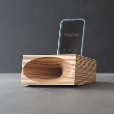 Timbrefone Is A Unique Handcrafted Acoustic Wood Amplifier For Your Phone Once Nestled In The Unique Cradle Sound Produced Wood Speakers Iphone Speaker Phone