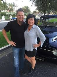 Old and new car restaurations at thé perfection dave kindig is an master in his profession. Dave Kindig Married Wife Wedding Children Personal Life Net Worth Salary Career Body Measurements