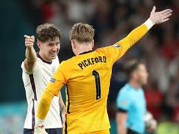 England physio injured during goal celebration. Ntgk7k Hxjvmqm